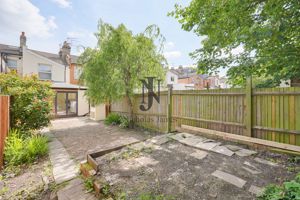 Photo 27- click for photo gallery